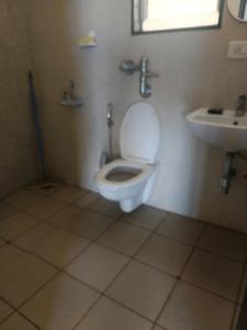 Common Bathroom Image of 1700 Sq.ft 3 BHK Apartment / Flat for sale in Nyati Epitome, Mohammed Wadi Pune for Rs. 15000000