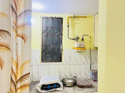 Bathroom Image of Charanjit realty in Janakpuri, New Delhi