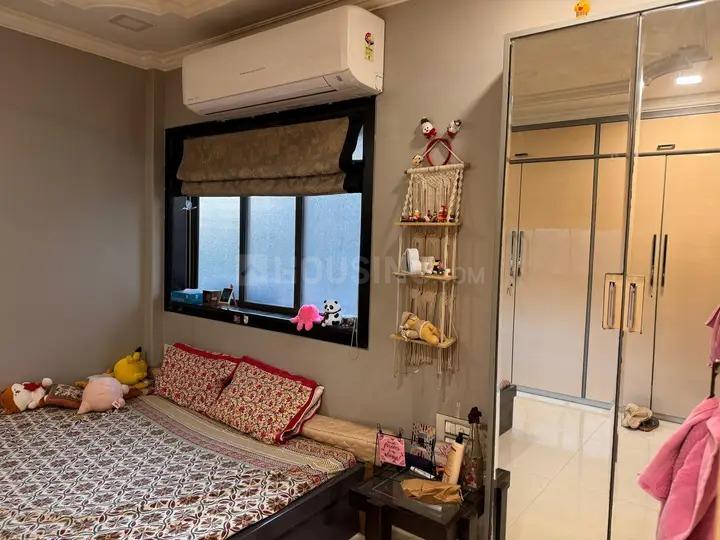 Matunga Apt Bedroom 1