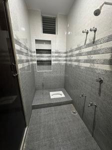 Bathroom Image of 600 Sq.ft 1 BHK Apartment / Flat for rent in Pudur Erode for Rs. 5500