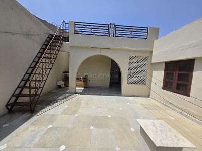 Building Image of 2250 Sq.ft 7 BHK Independent House for sale in Sector 14 Gurgaon for Rs. 69500000
