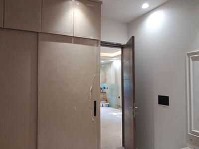 Bedroom Image of 900 Sq.ft 3 BHK Builder Floor for sale in Paschim Vihar New Delhi for Rs. 19000000