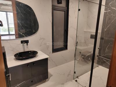 Bathroom Image of 4518 Sq.ft 4 BHK Builder Floor for sale in Vipul World Luxury Floors, Sector 48 Gurgaon for Rs. 54000000