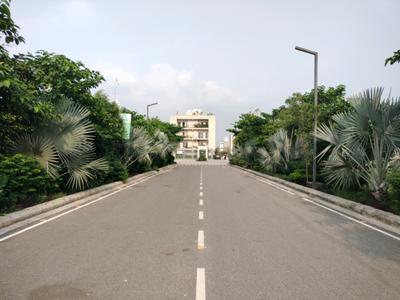 Image of 110 Sq.ft Residential Plot / Land for sale in Amolik Aster Woods, Sector 98, Faridabad for Rs. 16060000