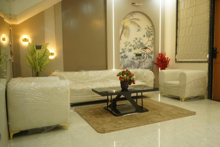 Padmavti Colony Main Image 1