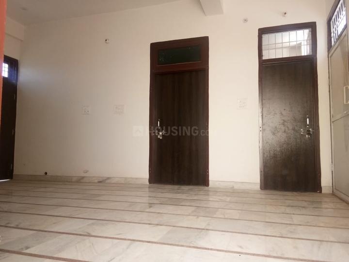 Shree Ji Tower Bedroom 1