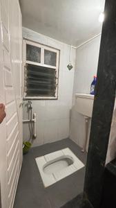 Bathroom Image of 550 Sq.ft 1 BHK Apartment / Flat for sale in Sadashiv Peth Pune for Rs. 9500000