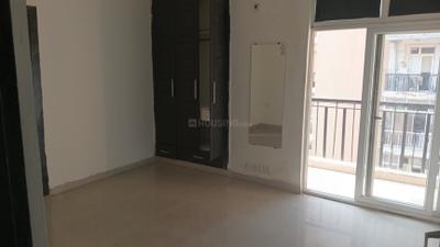 Bedroom Image of 1300 Sq.ft 3 BHK Apartment / Flat for rent in Amrapali Zodiac, Sector 120 Noida for Rs. 30000