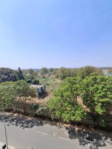 Image of 1080 Sq.ft 2 BHK Apartment / Flat for rent in Vaishno Devi Circle, Ahmedabad for Rs. 25000