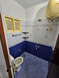 Bathroom Image of 1200 Sq.ft 2 BHK Builder Floor for rent in HSR Layout Bengaluru for Rs. 35000