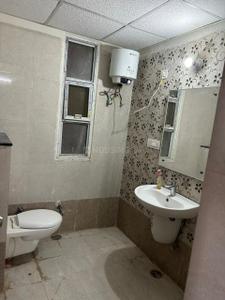 Bathroom Image of 1850 Sq.ft 3 BHK Apartment / Flat for rent in Baraulikhalilabad Lucknow for Rs. 38500
