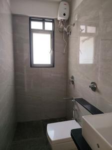 Common Bathroom Image of 572 Sq.ft 1 BHK Apartment / Flat for sale in Ashtha Pushp, Andheri East Mumbai for Rs. 13200000