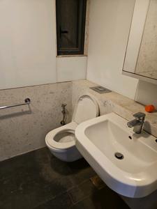 Common Bathroom Image of 1150 Sq.ft 2 BHK Apartment / Flat for sale in Lodha Estrella, Sion Mumbai for Rs. 31000000