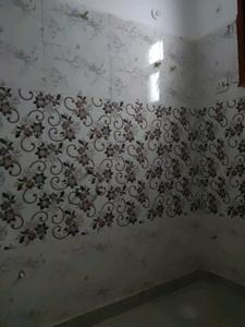 Common Bathroom Image of 900 Sq.ft 3 BHK Builder Floor for sale in DLF Ankur Vihar Ghaziabad for Rs. 3455992