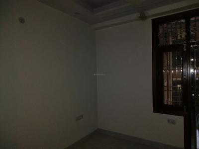 Bedroom Image of 900 Sq.ft 2 BHK Apartment / Flat for sale in Nidhi Pride, Shalimar Garden Ghaziabad for Rs. 5500000