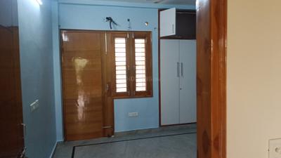 Bedroom Image of 1350 Sq.ft 2 BHK Builder Floor for rent in Delta II Greater Noida for Rs. 22000