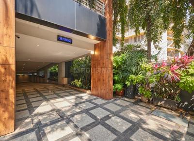 Balcony Image of 1500 Sq.ft 3.5 BHK Apartment / Flat for sale in Santacruz West Mumbai for Rs. 85000000