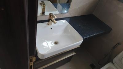 Image of 1595 Sq.ft 3 BHK Apartment / Flat for rent in Smartworld Orchard, Sector 61, Gurgaon for Rs. 53000