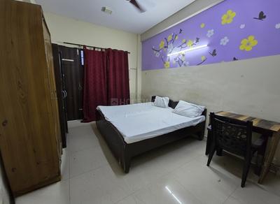 Bedroom Image of Room Soom in Sector 5, Noida