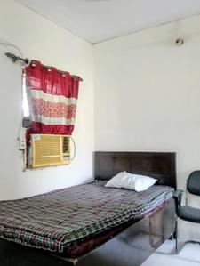 Bedroom Image of 250 Sq.ft 1 RK Apartment / Flat for rent in Sector 16 Dwarka New Delhi for Rs. 10000