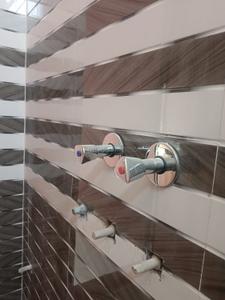 Bathroom Image of 1600 Sq.ft 3 BHK Independent House for sale in Pandit Khera Lucknow for Rs. 6000000
