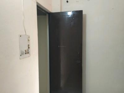Bedroom Image of 400 Sq.ft 1 BHK Builder Floor for rent in Laxmi Nagar New Delhi for Rs. 15000