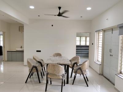 Dining Area Image of 8750 Sq.ft 5 BHK Villa for rent in Sanskruti Sentossa Greens, Vaishno Devi Circle Ahmedabad for Rs. 125000