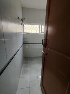 Kitchen Image of 1800 Sq.ft 2 BHK Apartment / Flat for rent in Sector 52 Noida for Rs. 35000