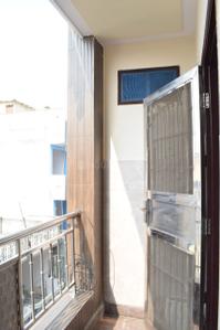 Balcony Image of 500 Sq.ft 2 BHK Builder Floor for rent in Uttam Nagar New Delhi for Rs. 15000