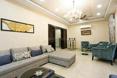 Hall Image of 4500 Sq.ft 5 BHK Independent House for rent in Sector 39 Noida for Rs. 350000