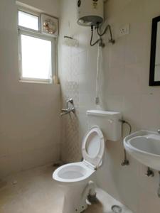 Bedroom One Image of 710 Sq.ft 2 BHK Apartment / Flat for rent in Shree Vardhman Mantra, Sector 67 Gurgaon for Rs. 29000