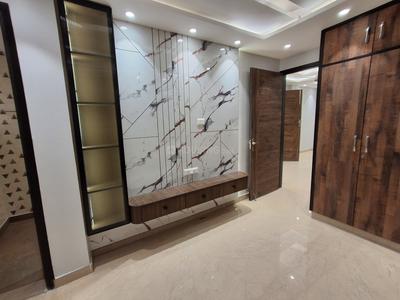 Bedroom Image of 1300 Sq.ft 3 BHK Builder Floor for sale in Vikaspuri New Delhi for Rs. 19000000