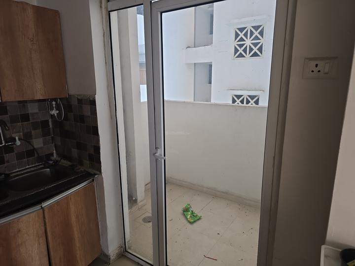 Prateek Grand City Main Image 1