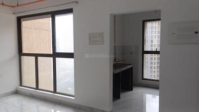Living Room Image of 610 Sq.ft 1 BHK Apartment / Flat for sale in Raymond Realty Ten X Habitat, Thane West Thane for Rs. 10000000
