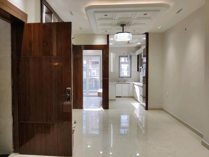 Independent Builder Floor Main Image 1