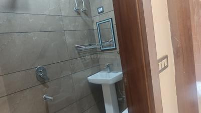 Bathroom Image of 1400 Sq.ft 3 BHK Builder Floor for sale in Vasundhara Ghaziabad for Rs. 7200000