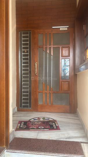 Upper Roopnagar, Roop Nagar Bedroom 1