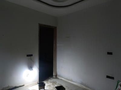 Bedroom Image of 1050 Sq.ft 3 BHK Builder Floor for sale in Pitampura New Delhi for Rs. 12000000