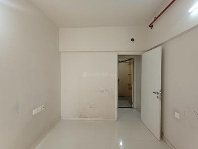Bedroom Image of 965 Sq.ft 2 BHK Apartment / Flat for sale in Rustomjee Urbania, Thane West Thane for Rs. 12800000