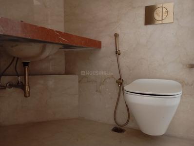 Bathroom Image of 1684 Sq.ft 3 BHK Apartment / Flat for sale in Godrej RKS, Chembur Mumbai for Rs. 64500000