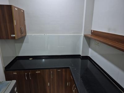 Kitchen Image of 450 Sq.ft 1 BHK Builder Floor for rent in Mahalakshmi Nagar Indore for Rs. 17000