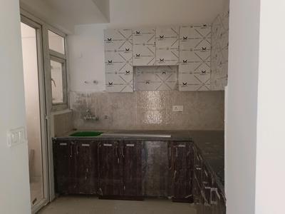 Kitchen Image of 900 Sq.ft 2 BHK Apartment / Flat for sale in Signature Global The Millennia, Sector 37D Gurgaon for Rs. 6850000