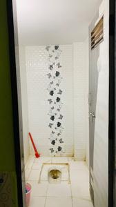 Bathroom Image of 750 Sq.ft 1 BHK Builder Floor for rent in Silicon City Sector K, Rau Indore for Rs. 9000