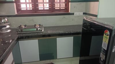 Kitchen Image of 700 Sq.ft 2 BHK Builder Floor for rent in South Chittoor Kochi for Rs. 27000