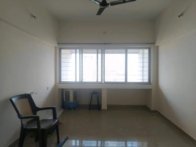Living Room Image of 1000 Sq.ft 2 BHK Apartment / Flat for sale in Park Infinia, Fursungi Pune for Rs. 7000000