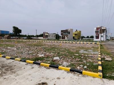 Image of 700 Sq.ft Residential Plot / Land for sale in Red Hills, Chennai for Rs. 2450000