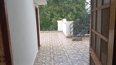 Terrace Image of 1850 Sq.ft 2 BHK Builder Floor for rent in Ashiyana Lucknow for Rs. 15000