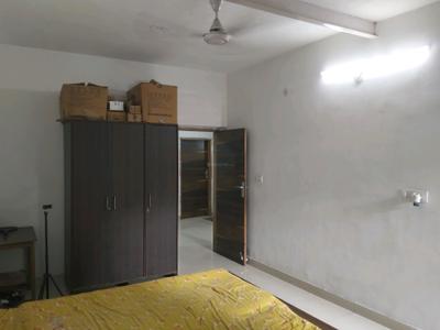 Bedroom Image of 1350 Sq.ft 3 BHK Apartment / Flat for sale in Paschim Vihar New Delhi for Rs. 13500000