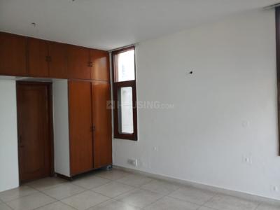 Bedroom Image of 2250 Sq.ft 2 BHK Builder Floor for rent in New Friends Colony New Delhi for Rs. 60000