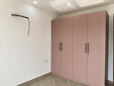 Bedroom Image of 2700 Sq.ft 4 BHK Builder Floor for sale in Ansal Versalia, Sector 67 Gurgaon for Rs. 31000000